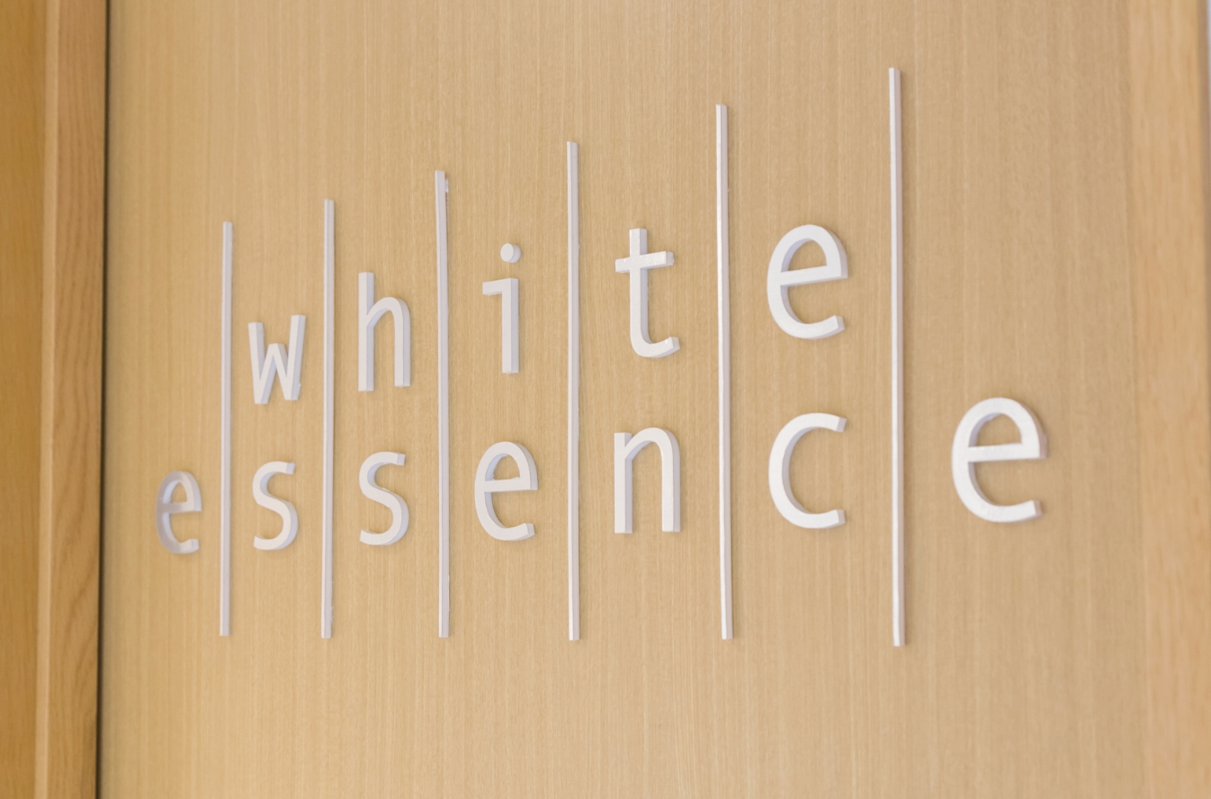 お口元を綺麗にするさまざまな施術が受けられます