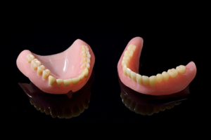 保険の総入れ歯